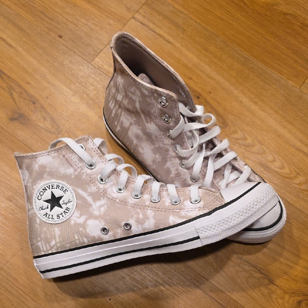 Converse Women's Chuck Taylor All Stat High-Top Sneakers - Beige and White